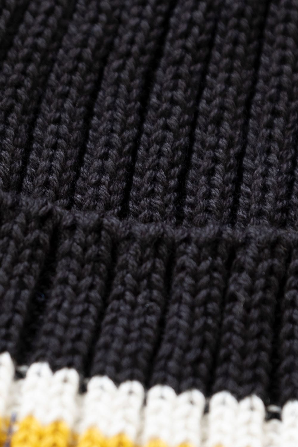 Cotton Knit Hat / Black & Mustard