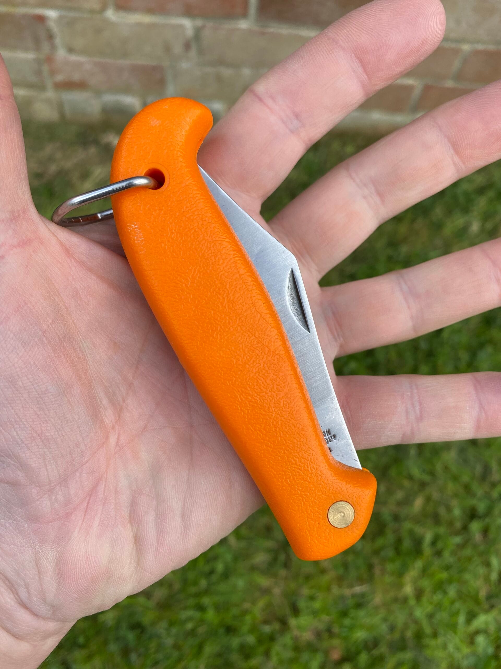 Action Knife