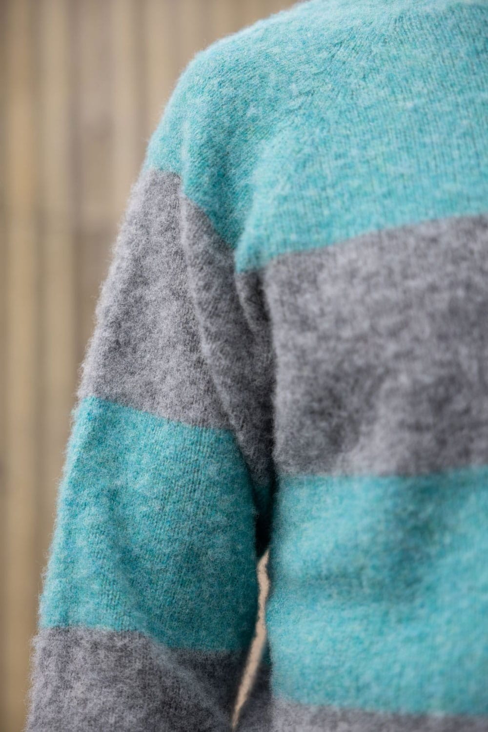 Fuzzy Jumper / Aquamarine
