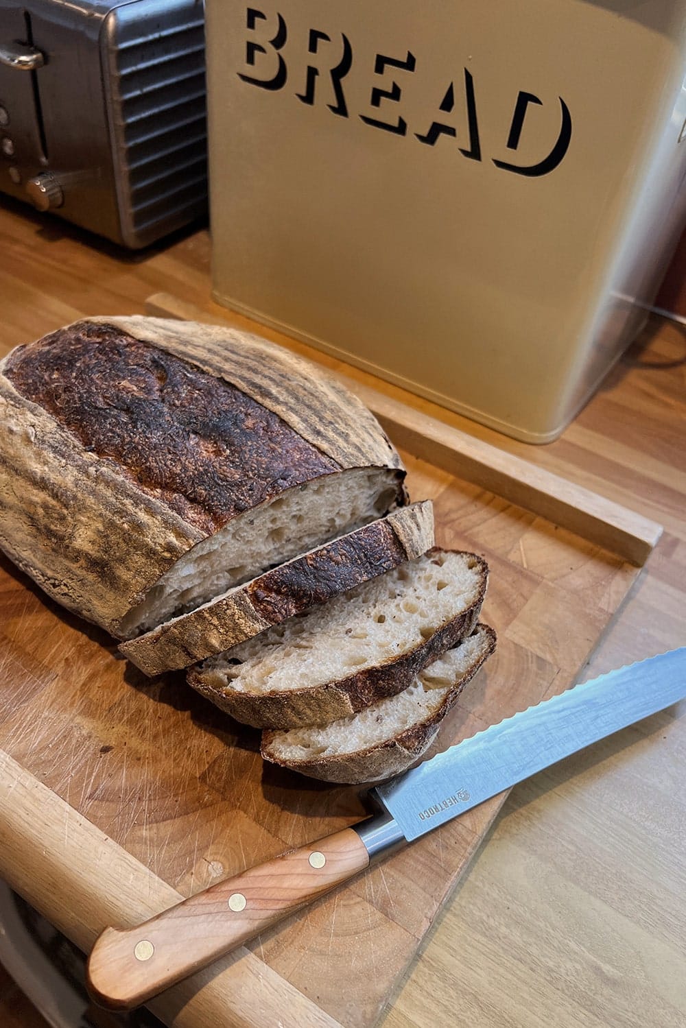 Sheffield Bread Knife / 8 inch / Stainless