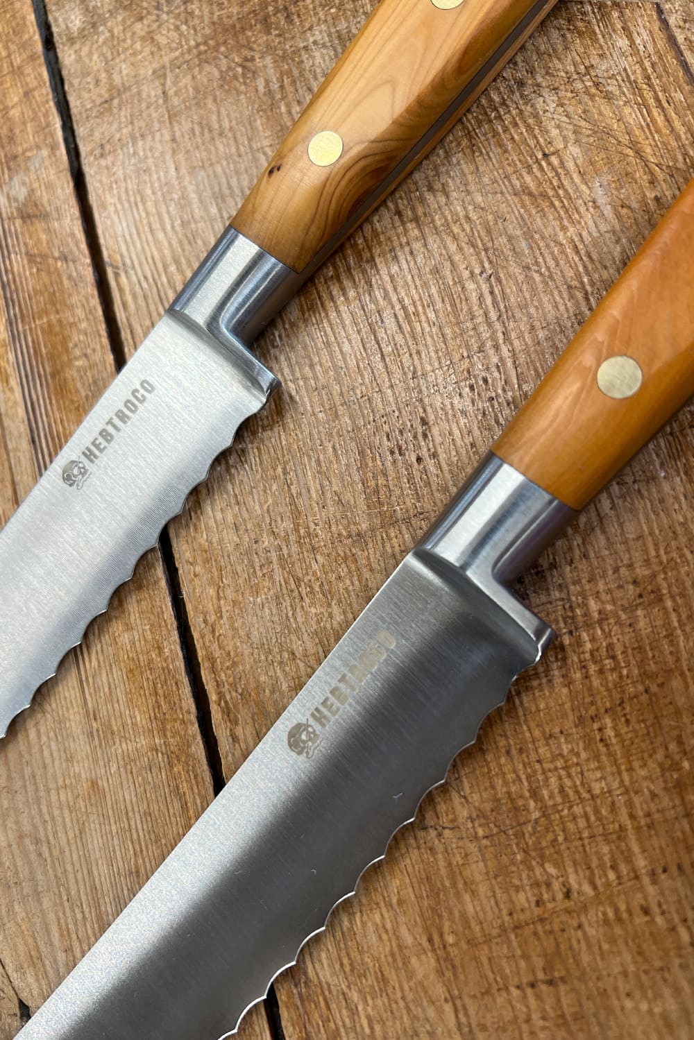 Sheffield Bread Knife / 8 inch / Stainless