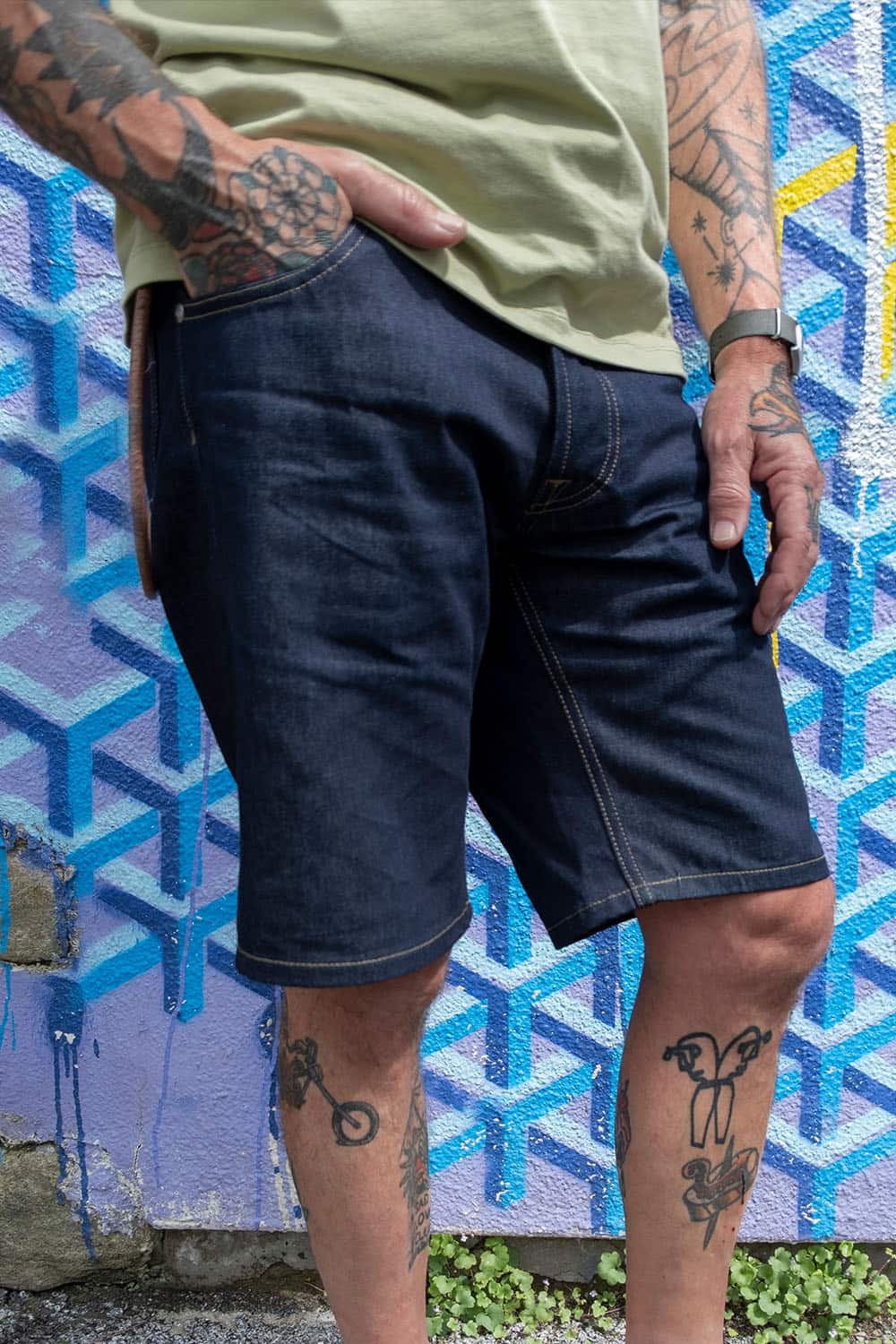 V6 Selvedge Denim Shorts / Indigo