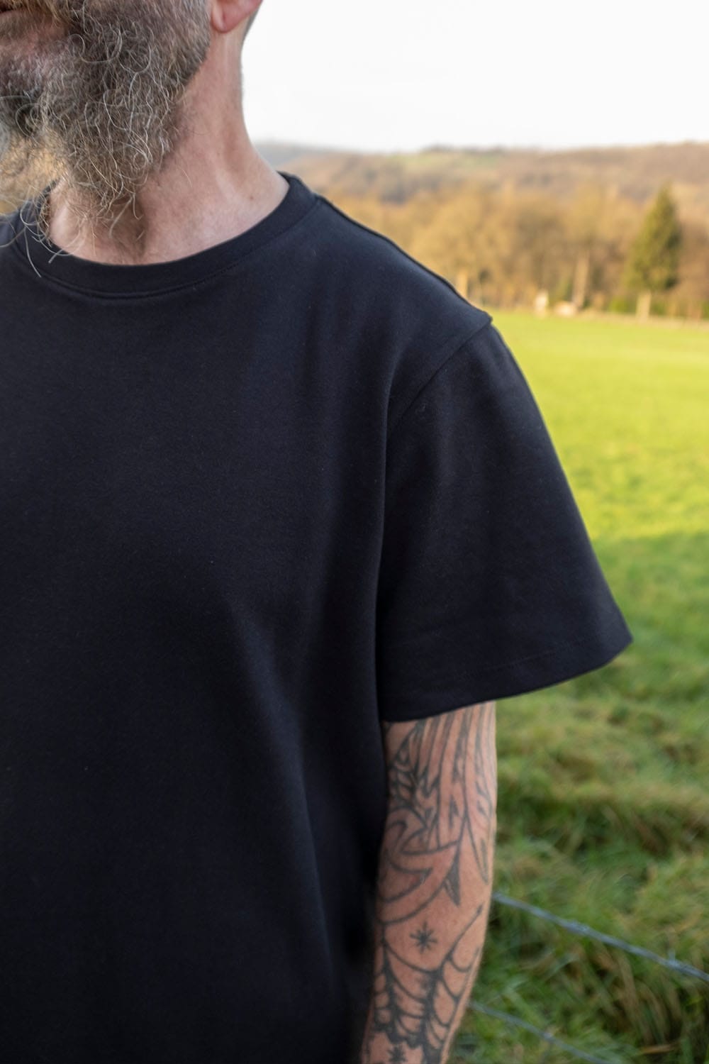 Two Ton Tee / Black – Oversized