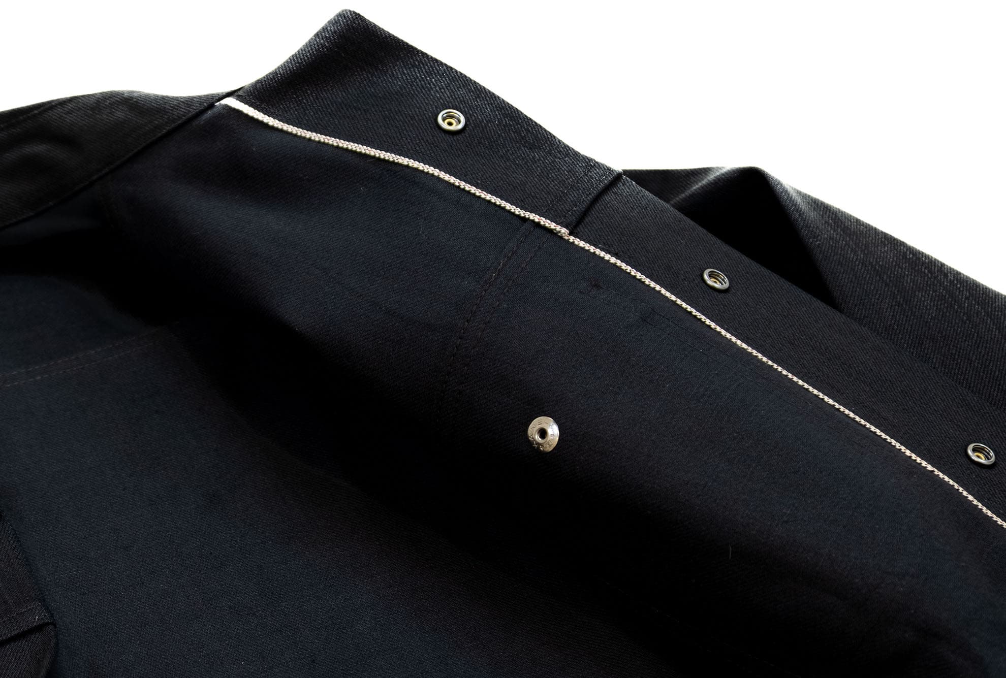 Iron Shirt / Pitch Black