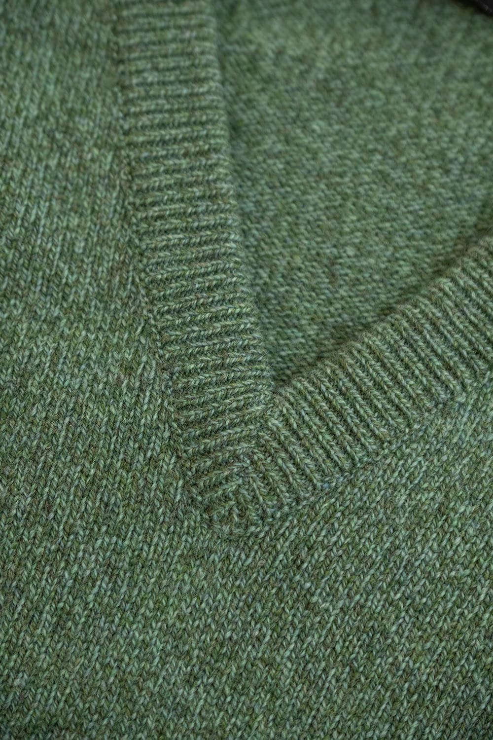Very V-Neck Jumper