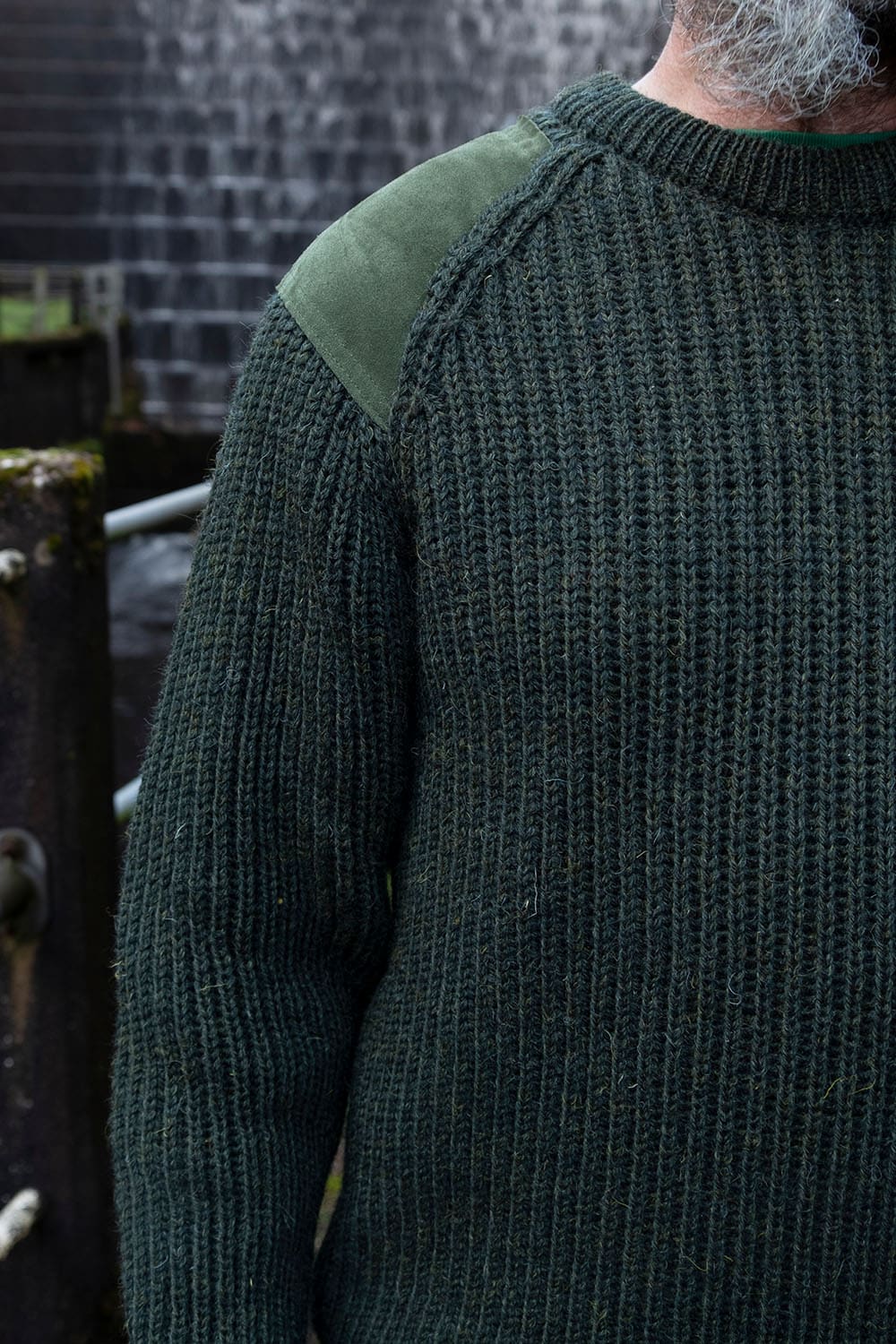 Man of Action Jumper / Land Green